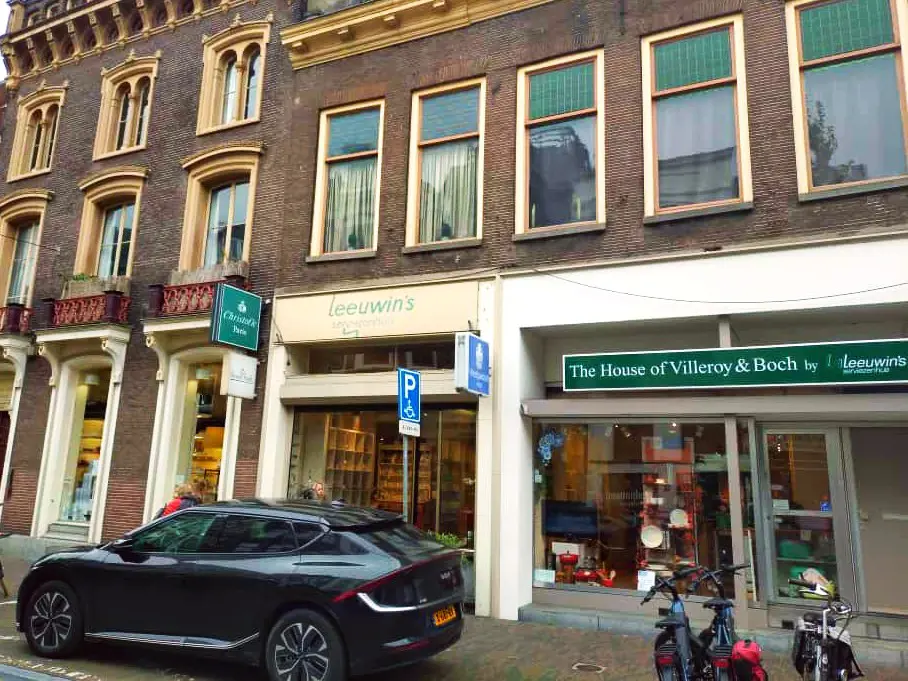 Leeuwin's serviezenhuis